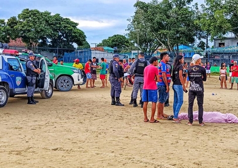 Criminosos que mataram três em campo de futebol são identificados em Manaus