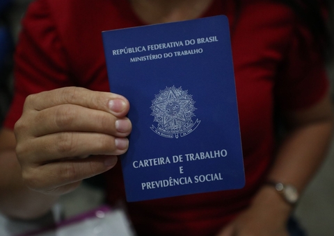 Rede de supermercados abre 70 vagas de emprego em Manaus