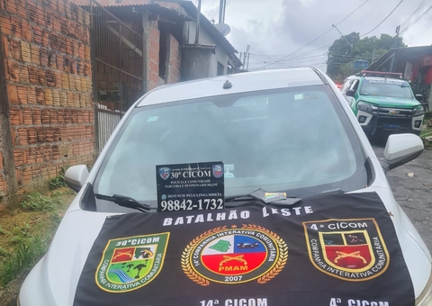 Homem se joga de carro após ser sequestrado por criminosos em Manaus