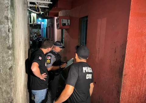 Homem é morto a tiros ao ser perseguido por criminosos em beco de Manaus