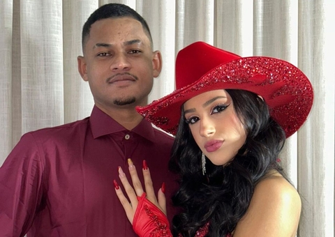 Noivo de Bia Miranda tatua rosto da neta de Gretchen; veja como ficou