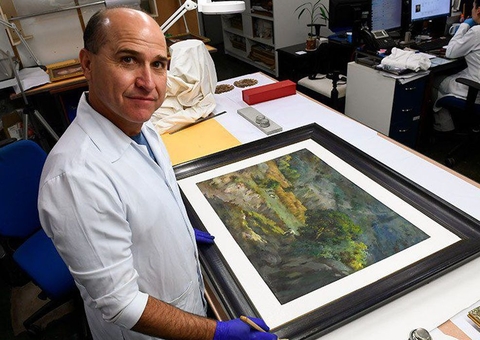 Senado conclui 1ª restauração de obras danificadas em atos bolsonaristas