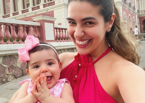 Ana Clara e Thaynara OG chegam a Manaus para aniversário da filha de Vivian Amorim