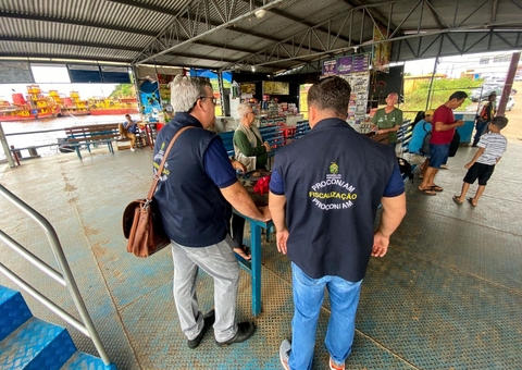 Procon fiscaliza porto de Manaus após denúncias sobre aumento no valor de passagens