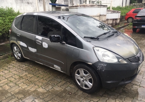 Mulher é sequestrada no Shopping Ponta Negra e tem R$ 8 mil roubados por criminosos