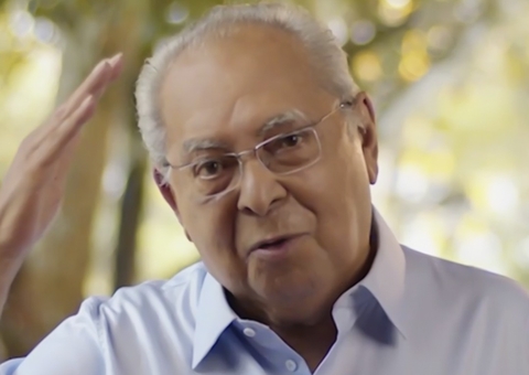 Morre Amazonino Mendes