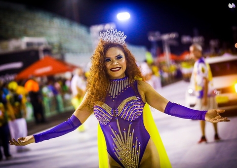 Escolas de Samba do Grupo Especial de Manaus fazem esquenta no Sambódromo