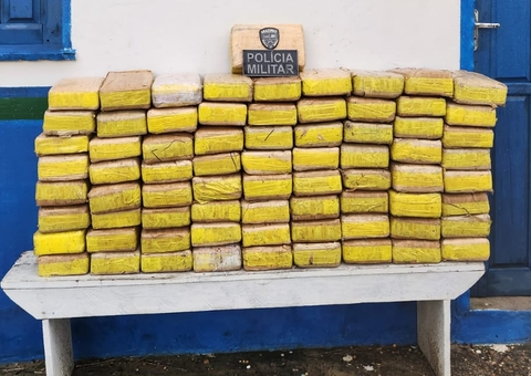 Polícia encontra mais de 150 kg de drogas escondidos em mata no Amazonas