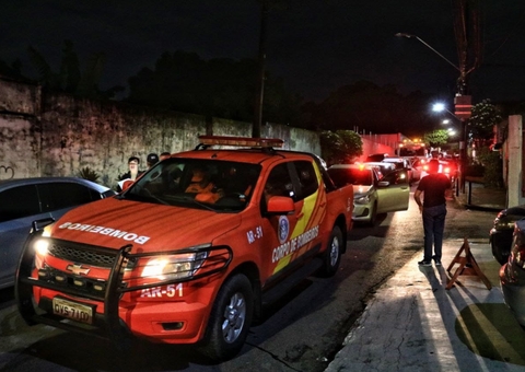 Bloco de rua é encerrado por fiscais e paredão é desfeito durante Carnaval em Manaus