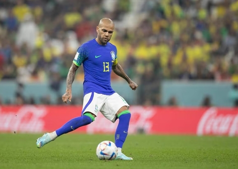 Caso Robinho atrapalha pedido de liberdade de Daniel Alves, diz advogado