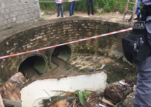 Garoto de 14 anos é morto a terçadadas e jogado dentro de bueiro em Manaus