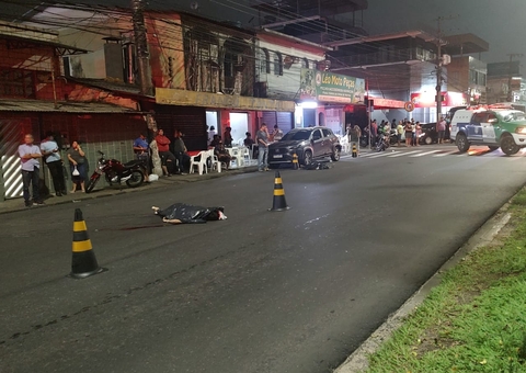 Dois morrem em acidente entre motocicletas em avenida de Manaus; vídeo