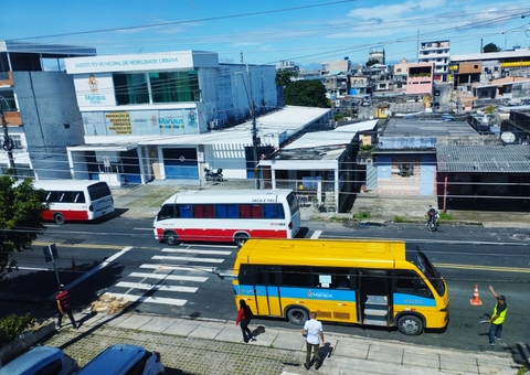 Recadastramento de micro-ônibus para transporte público de Manaus é encerrado