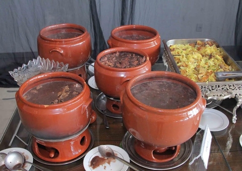  Feijoada Planeta Boi vai aquecer Manaus para o Festival Folclórico de Parintins