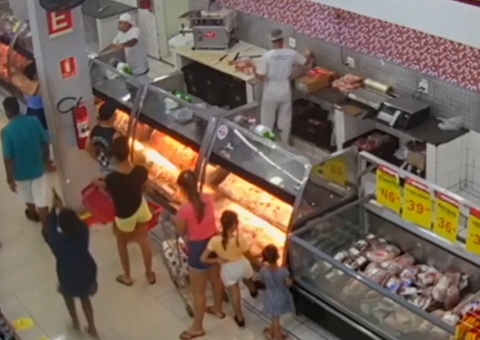 Segurança é executado em supermercado com tiro na cabeça; veja vídeo