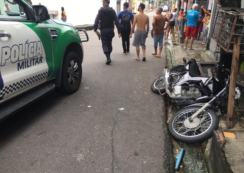 Assalto e perseguição frenética termina com 2 espancados e mulher ferida em Manaus