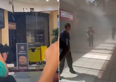 Teto desaba e carros despencam em praça de alimentação de shopping; vídeos