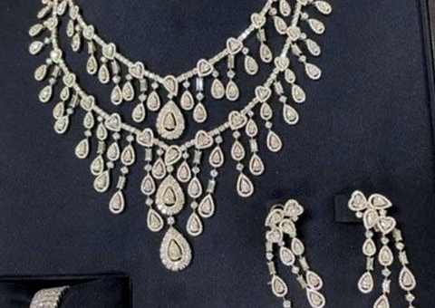 MP pede que Bolsonaro seja obrigado a destinar joias ao acervo público