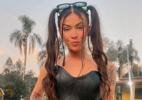 Após ser cancelada, MC Pipokinha pede desculpas a professores