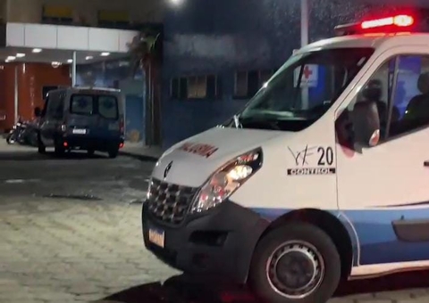 Dupla é assassinada enquanto conversava em calçada de Manaus