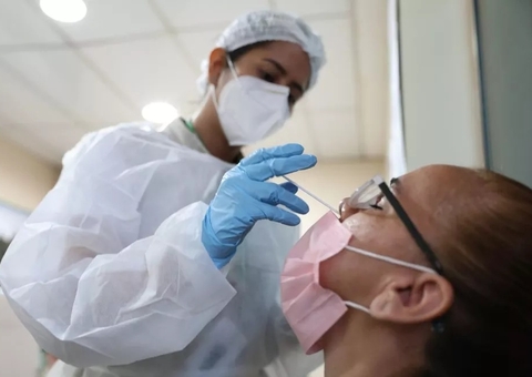 Covid-19: sistema sofre instabilidade neste domingo e apenas 17 novos casos são registrados no Amazonas