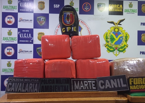Homem é preso com 26kg de drogas em barco no Amazonas