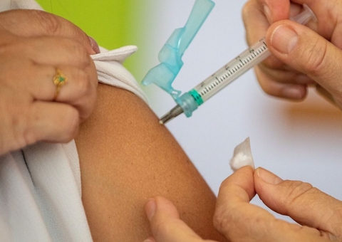 Covid-19: vacina bivalente estará disponível para todos públicos prioritários a partir desta segunda