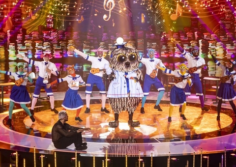 Babu Santana é desmascarado e deixa o The Masked Singer