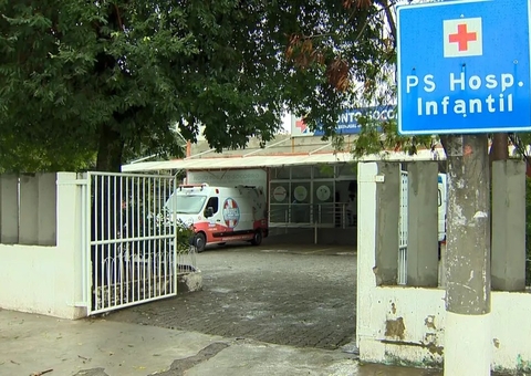 Bebê de um mês morre após ser internada com sinais de espancamento; mãe foi presa