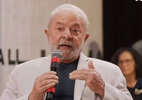 Lula diz que livros de economia estão superados e defende nova mentalidade 
