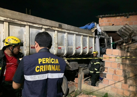 Ajudante morre após ser perfurado por estaca em acidente em Manaus