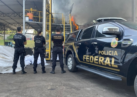 Polícia Federal incinera mais de uma tonelada de drogas em Manaus 