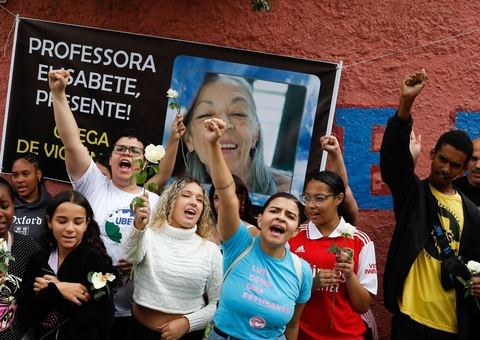 Vigília homenageia vítimas de ataque em escola de São Paulo