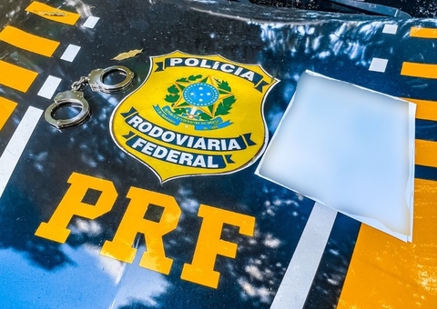 Foragido é preso ao ser flagrado por blitz enquanto dirigia na BR-319