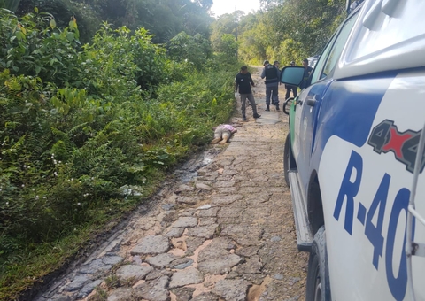 Homem é achado morto com mais de 20 tiros em ramal na AM-010