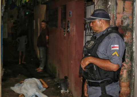 Após desistir de ir à igreja, homem é surpreendido por dupla e acaba morto na Compensa