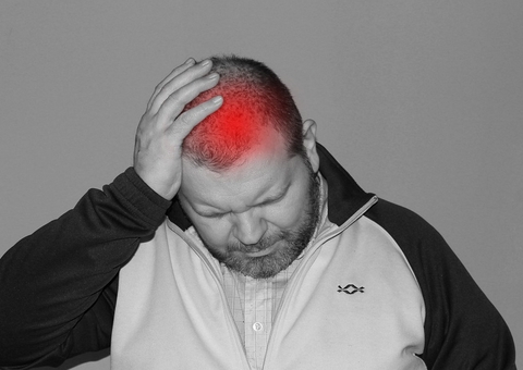 Sexo e mais: saiba 6 gatilhos que podem causar enxaqueca