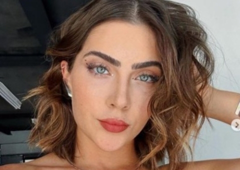 Jade Picon surge em clima de romance com ator de 'Elite' em festa; vídeo