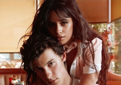 Camila Cabello confirma que reatou namoro com  Shawn Mendes