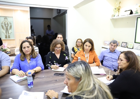 Decreto que torna público protocolo de encaminhamento de casos de violência a alunos em Manaus é editado