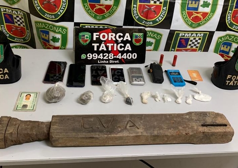 Polícia salva mulher de levar pernamancadas em Tribunal do Crime no Amazonas