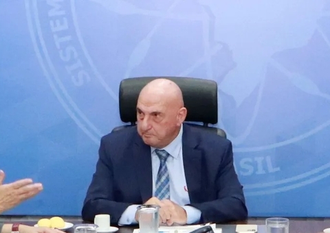 Atos golpistas: Gonçalves Dias deixa a PF após prestar depoimento por quase 5 horas