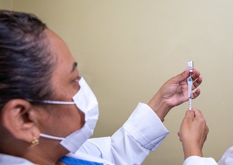 Manaus altera intervalo para recebimento da 2ª dose da vacina da Pfizer contra Covid