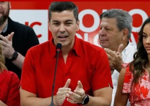 Santiago Peña é eleito presidente do Paraguai e confirma hegemonia do Colorado