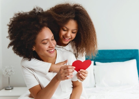 Dia das Mães: vestuário, acessórios e ítens de supermercado devem liderar vendas