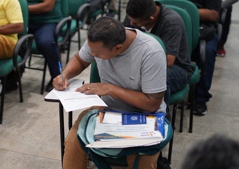 Emprego: Sine abre semana com oferta de 100 vagas no Amazonas