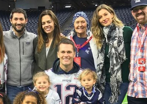 Gisele Bündchen ganha elogios de Tom Brady no Dia das Mães