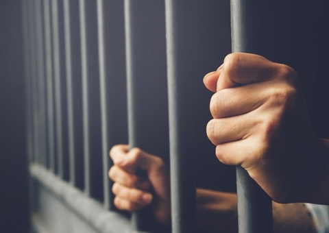 STF aprova súmula que determina regime aberto para tráfico privilegiado