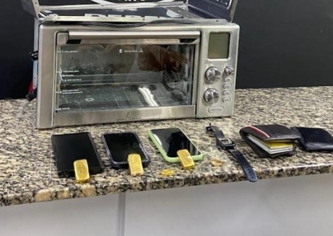 Dupla é presa com ouro escondido em forno elétrico a caminho de porto em Manaus