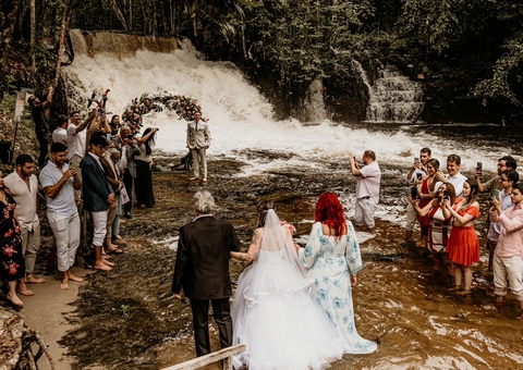 Casamento em meio à natureza vira tendência no Amazonas